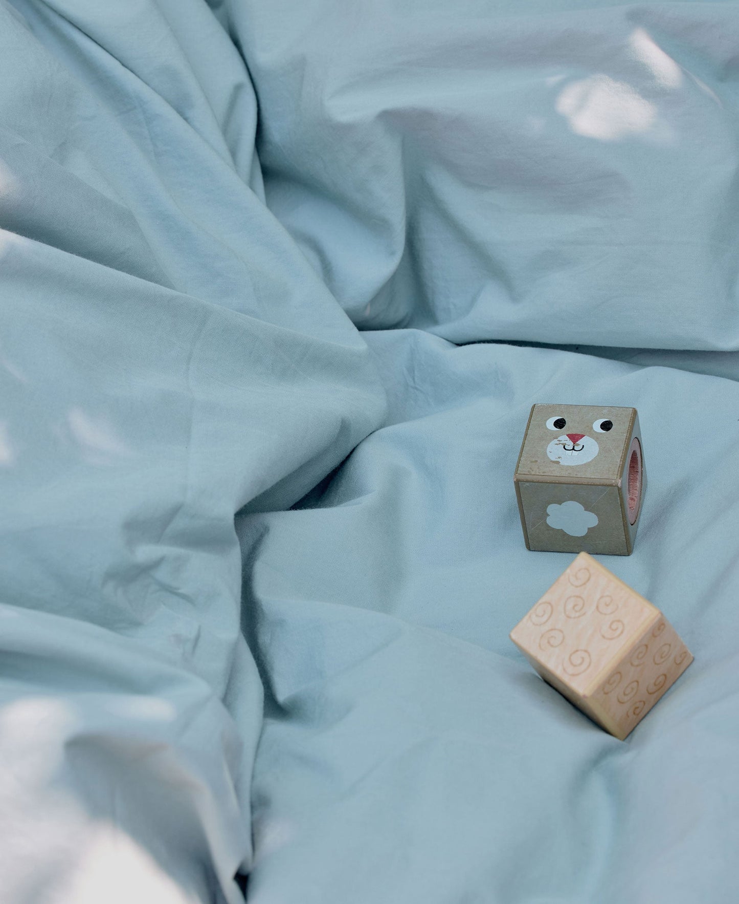 Drap-housse Ada, Notes de mer
