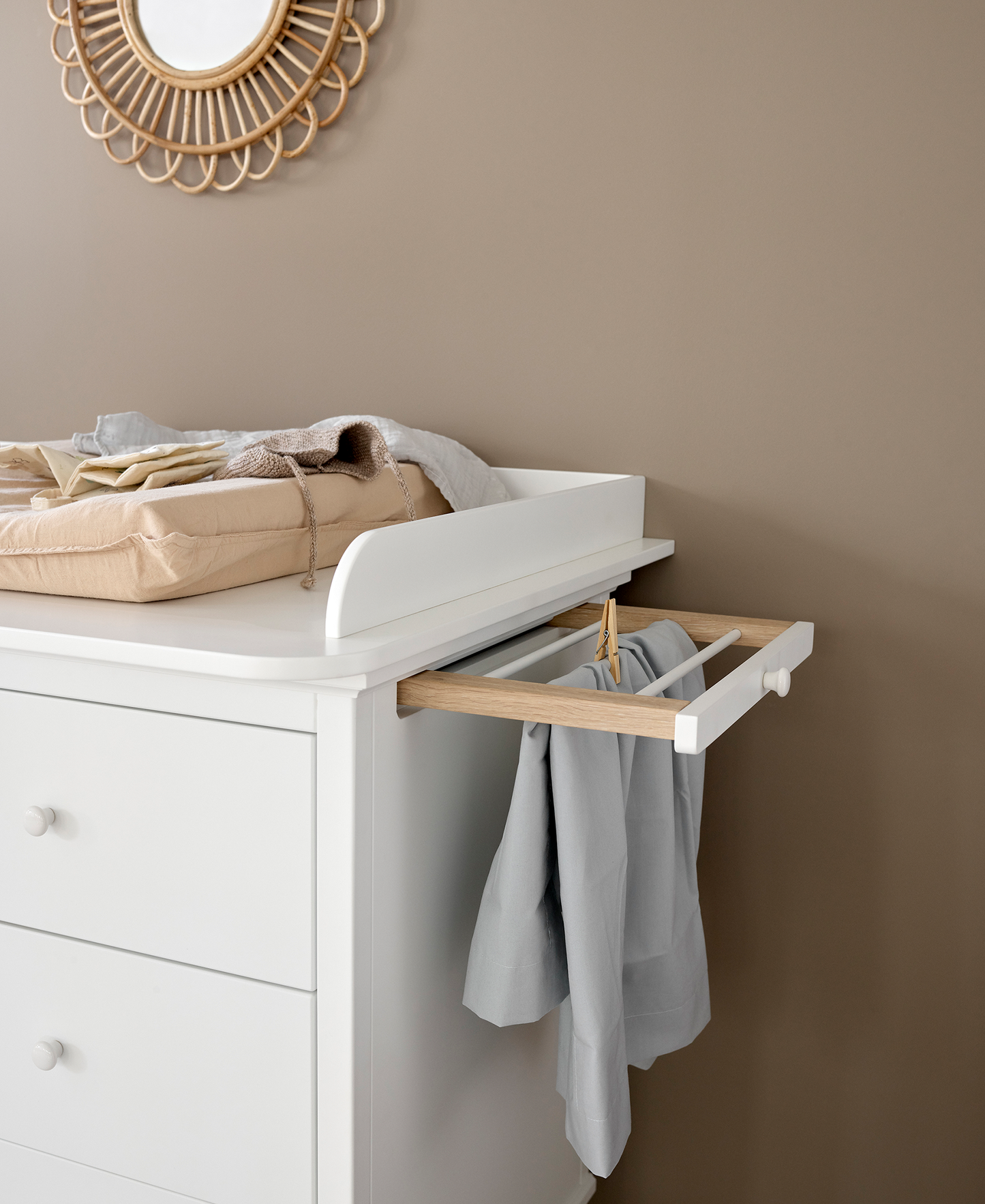 2 tiroirs coulissants et sac à linge pour commode de bord de mer et commode de chambre d'enfant à 6 tiroirs