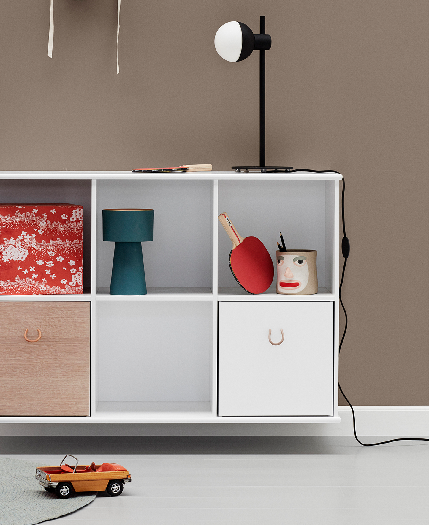 Étagère en bois 5x2 avec support