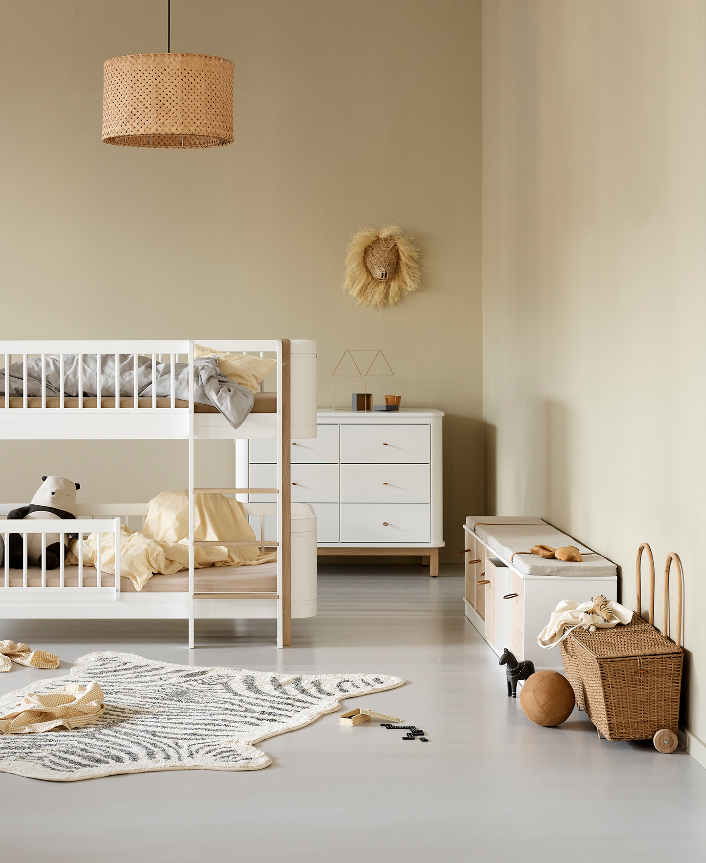 Étagère en bois 5x1 avec base