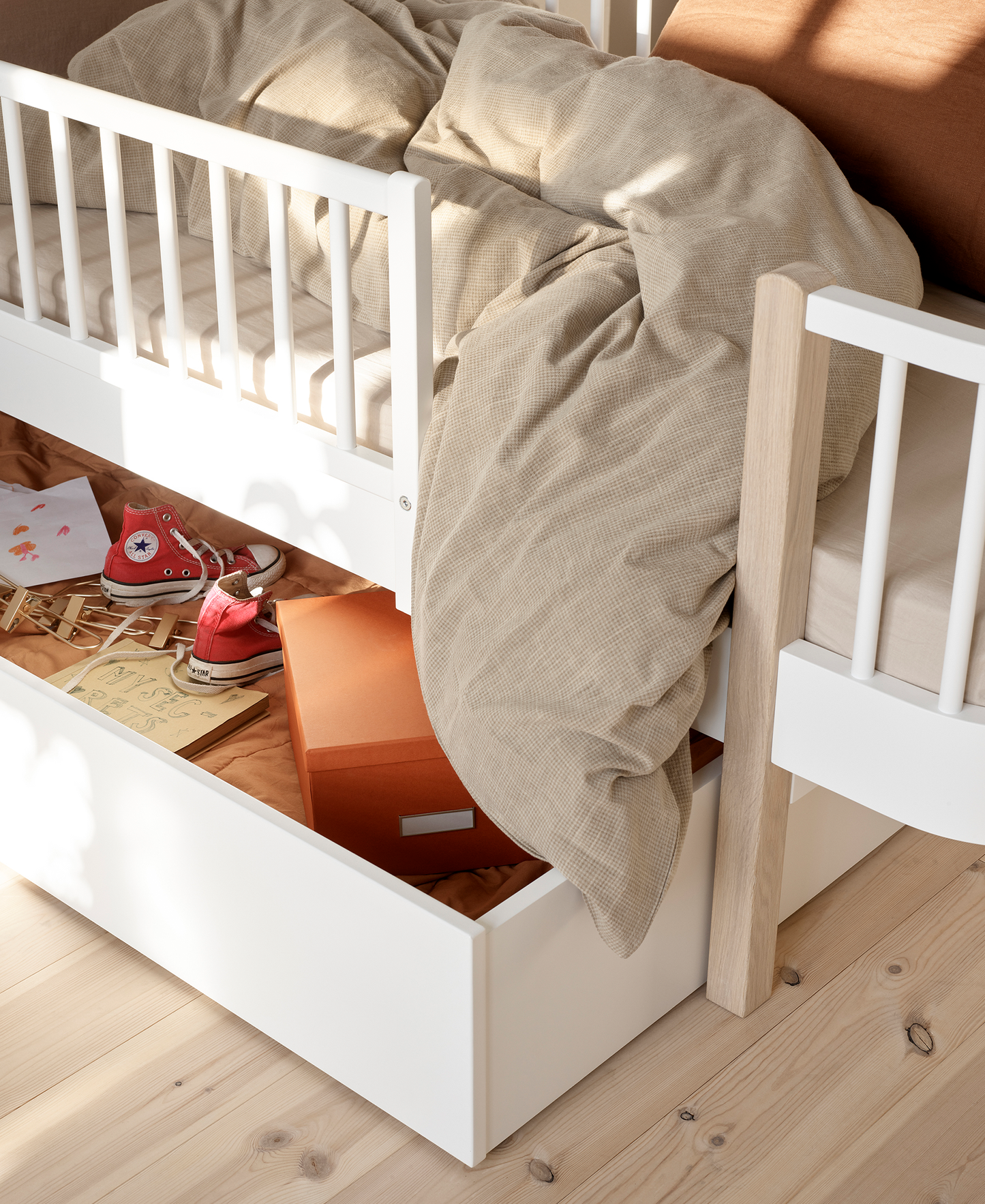 Barrière de lit en bois d'origine