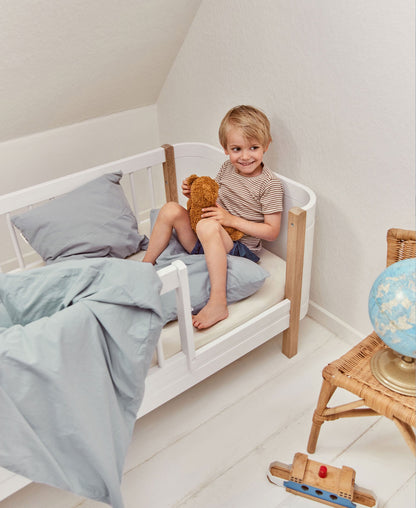 Literie Juno Junior, Notes de mer