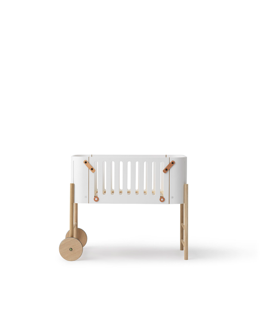 Lit cododo en bois avec banquette convertible, blanc/chêne