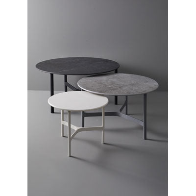 Table basse Twist Cane-Line Medium (cadre en aluminium)