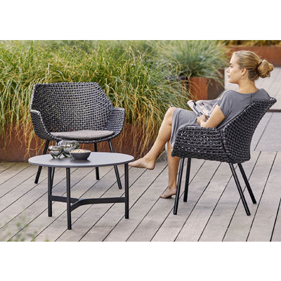 Table basse Twist Cane-Line Medium (cadre en aluminium)